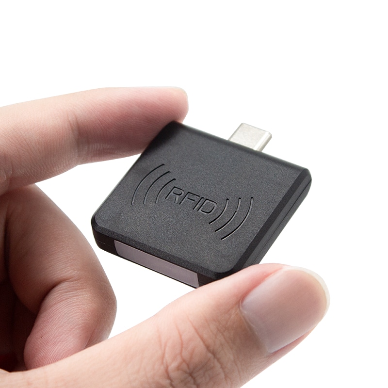 Fotografija proizvoda Type-C MIFARE čitač za UID kartica na Android sistemima prikazuje dizajn za zidnu montažu u kategoriji HF RFID čitači za 13.56 MHz.