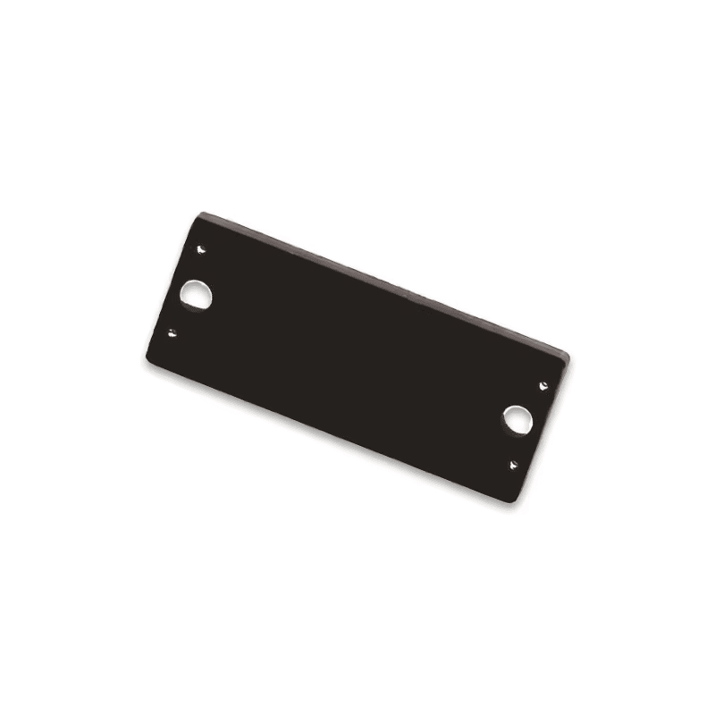 Kompaktne dimenzije RFID oznake P2510-2 omogućavaju lako postavljanje na malu metalnu opremu.