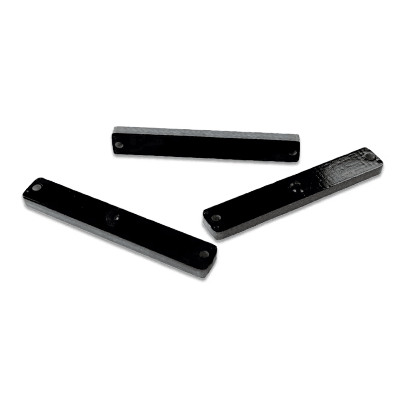 Kompaktne dimenzije 30x5mm omogućavaju postavljanje RFID oznake P3005-3 na skučenim mestima industrijske opreme.
