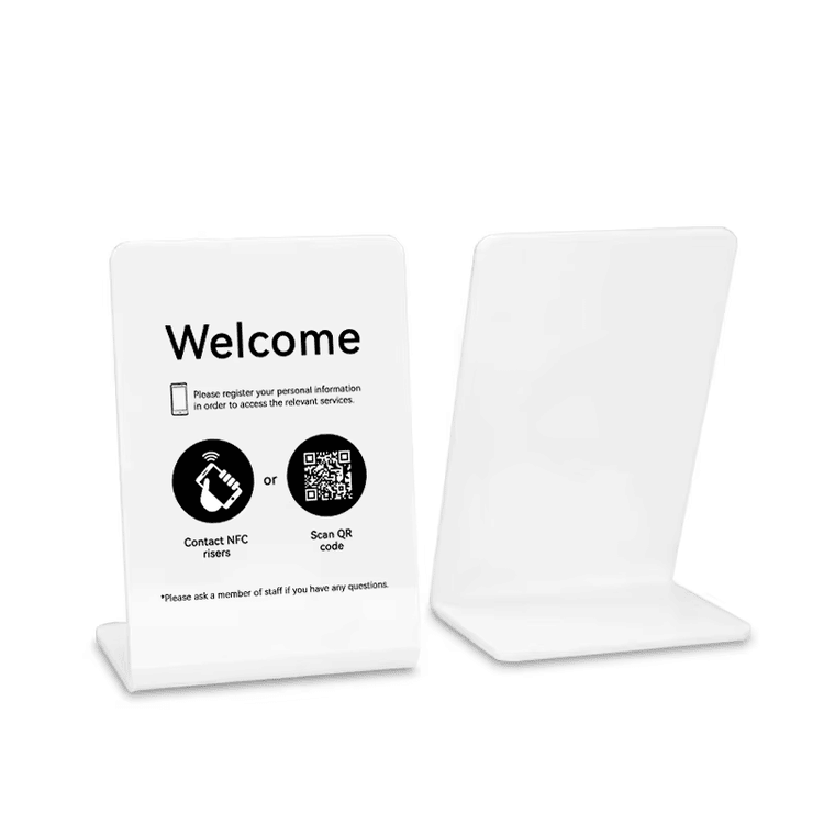 NFC stalak po meri za muzejske eksponate prikazan sa fokusom na štampanje prilagođenih kartica za NFC stalaka projekte.