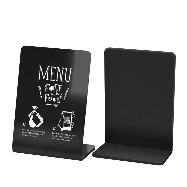 NFC stalak po meri za muzejske eksponate prikazan iz perspektive dizajna veličine novčanika za NFC stalaka aplikacije.