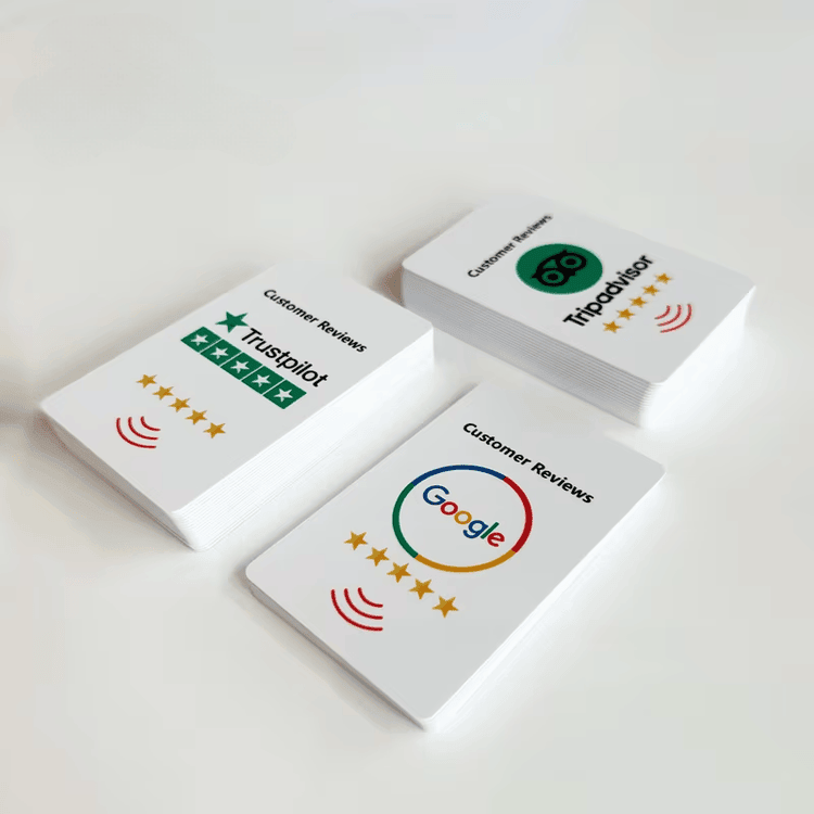Fotografija proizvoda Prilagođeni NFC stalak za recenzije, menije i posetnice koja prikazuje bočni prikaz u kategoriji NFC stalci.