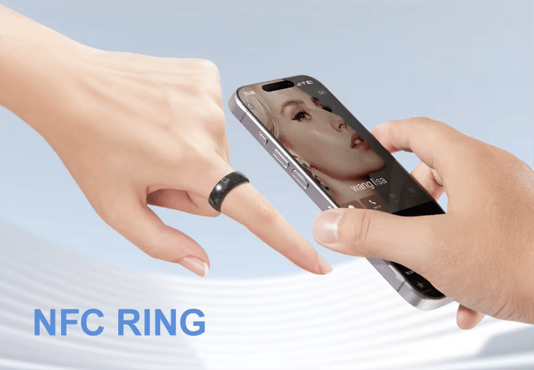 Ova slika prikazuje prilagođeni vodootporni NFC prsten za kontrolu pristupa pri montaži ulaznih vrata za aplikacije NFC prstenova.