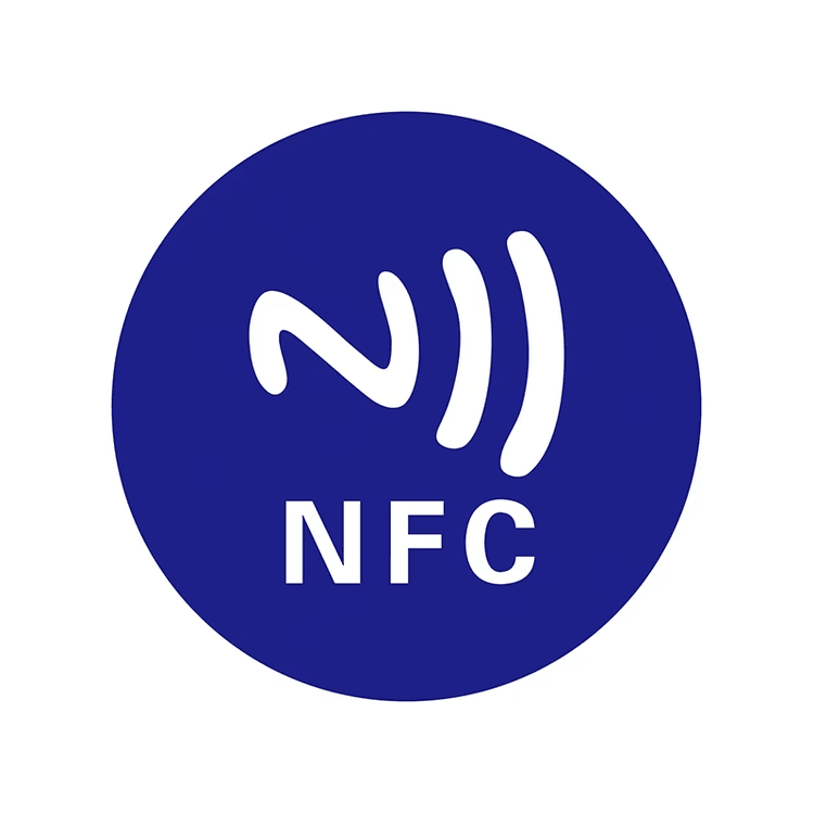 NFC HF nalepnica za obilazak muzejskih eksponata prikazana sa izdržljivom nalepnicom za kupce koji upoređuju HF RFID rešenja za nalepnice.