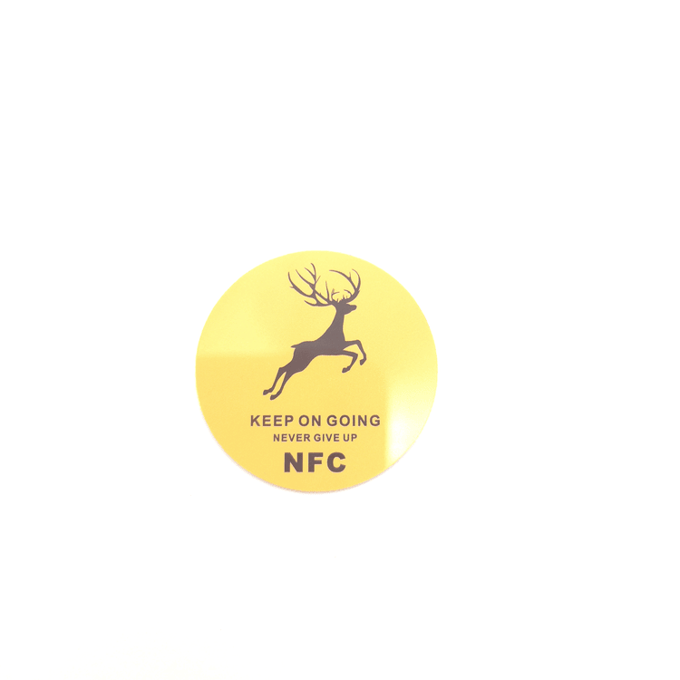 Fotografija proizvoda NFC nalepnice za javne kioske i pametnu signalizaciju sa prikazom industrijsku upotrebu za kupce koji porede rešenja iz kategorije HF RFID etikete.
