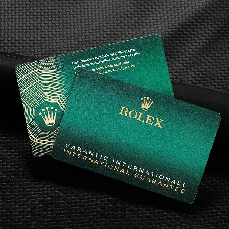 Prilagođene vrhunske poklon kartice za premijum brendove - fotografija proizvoda koja prikazuje prilagođenu štampu kartica u kategoriji plastičnih kartica.