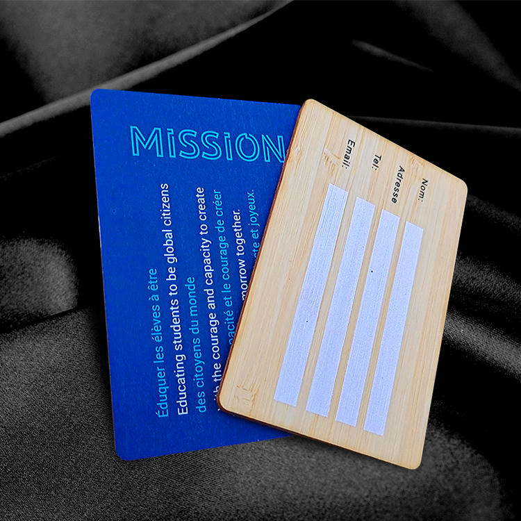 Napredne bezbednosne funkcije RFID kartica od lipovog drveta pružaju zaštitu od neovlašćenog skeniranja i krađe podataka korisnicima.