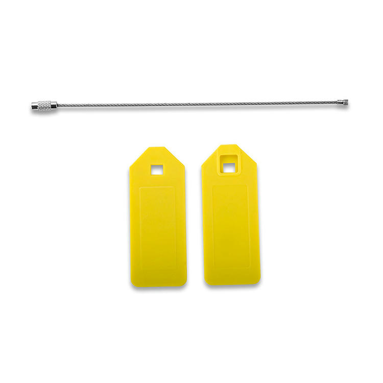 Fotografija proizvoda Podesive RFID sigurnosne plombe za dugačak teret iz perspektive koja ističe štampu kartica po meri za primene iz kategorije RFID sigurnosne plombe.