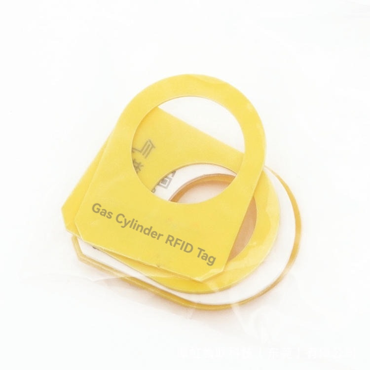 Jarkožuta RFID oznaka za plinske boce obezbeđuje visoku vidljivost i laku identifikaciju imovine u skladišnim dvorištima.