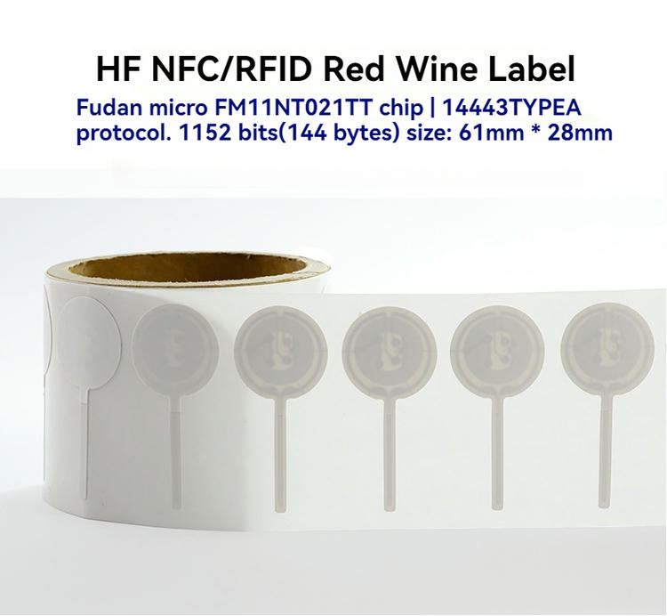 Grafički prikaz proizvoda predstavlja rolnu HF NFC RFID nalepnica za crno vino sa informacijama o kapacitetu čipa i veličinom nalepnice iznad slike.
