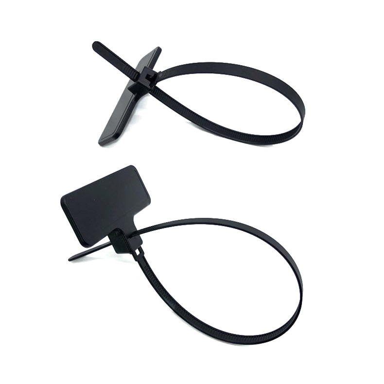 Dva uzorka u petlji prikazuju RFID tag u obliku kablovske vezice model Z28575-1 instaliran u različitim orijentacijama kako bi se prikazale površine pločice za označavanje.