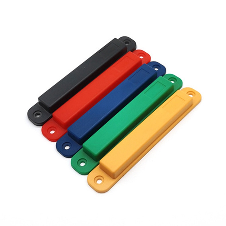 Ova slika prikazuje Magnetni ABS RFID tag za metal za praćenje imovine u primenama praćenja skladišta za ABS RFID tagovi za metalne površine.