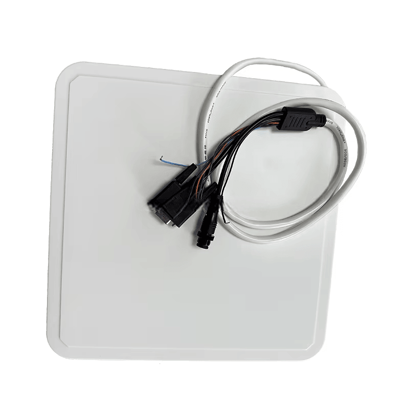 RFID čitač dugog dometa ZK-RFID109R obavlja brzo praćenje zaliha u okruženju sa velikom gustinom tagova.
