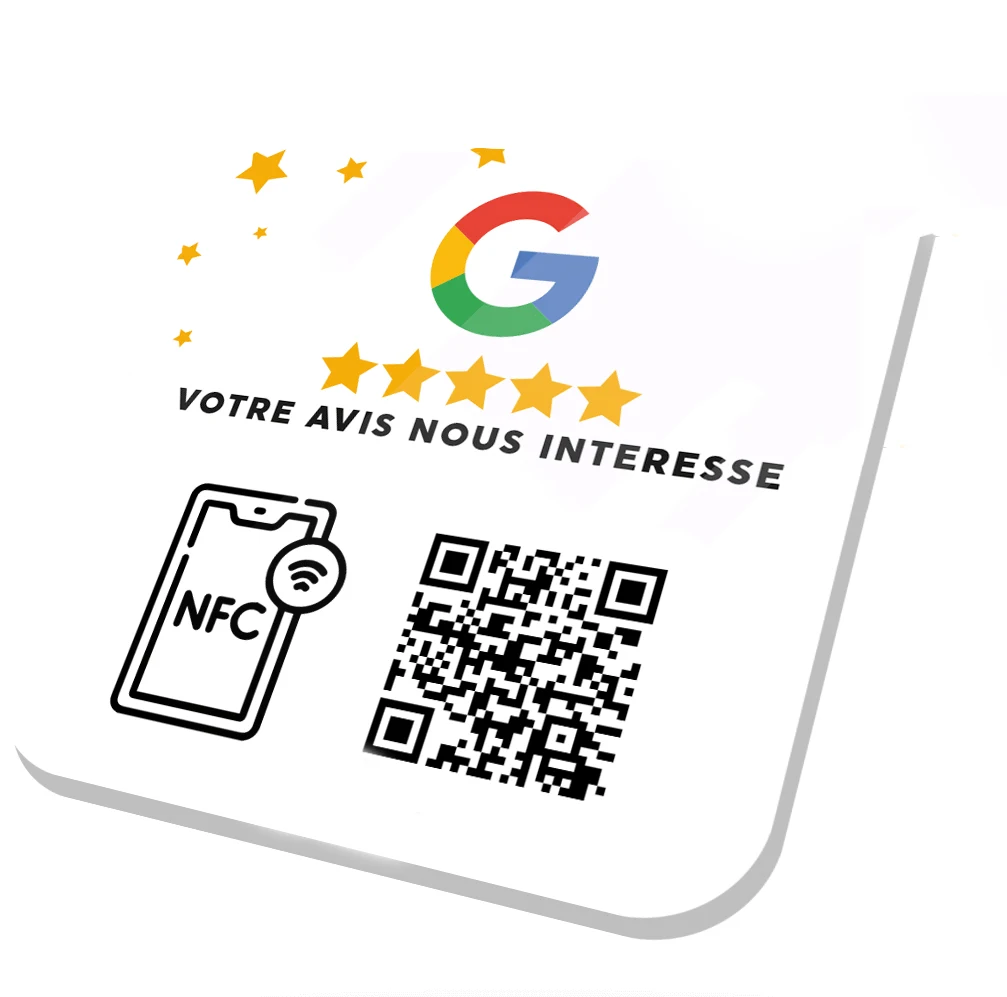 Robusni dizajn držača od akrila koji održava Google karticu za ocenjivanje uspravnom i vidljivom na zauzetim pultovima teretane