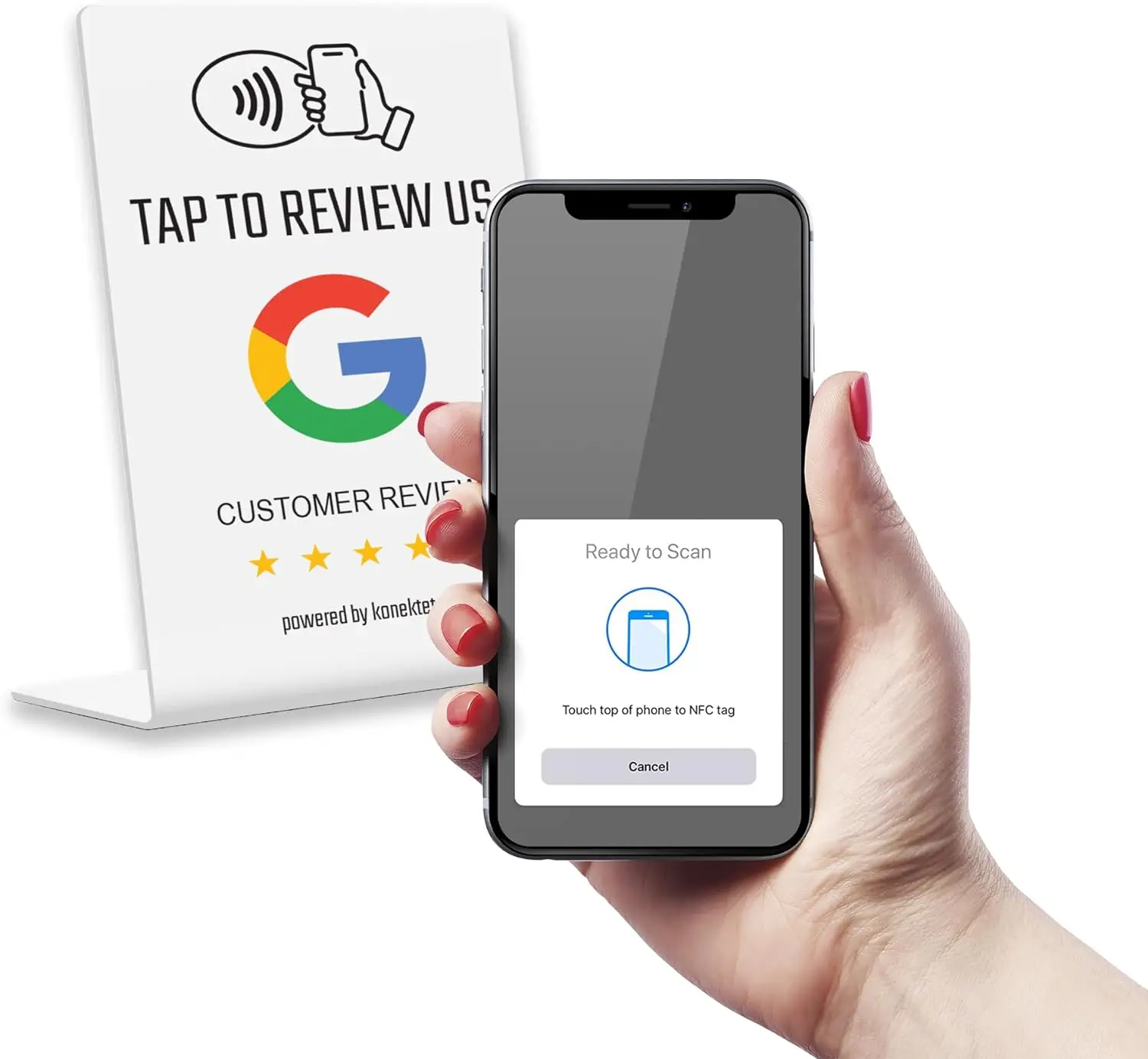 Kupac koristi kameru svog pametnog telefona da skenira QR kod na Google Review kartici kao alternativu NFC tap-u.