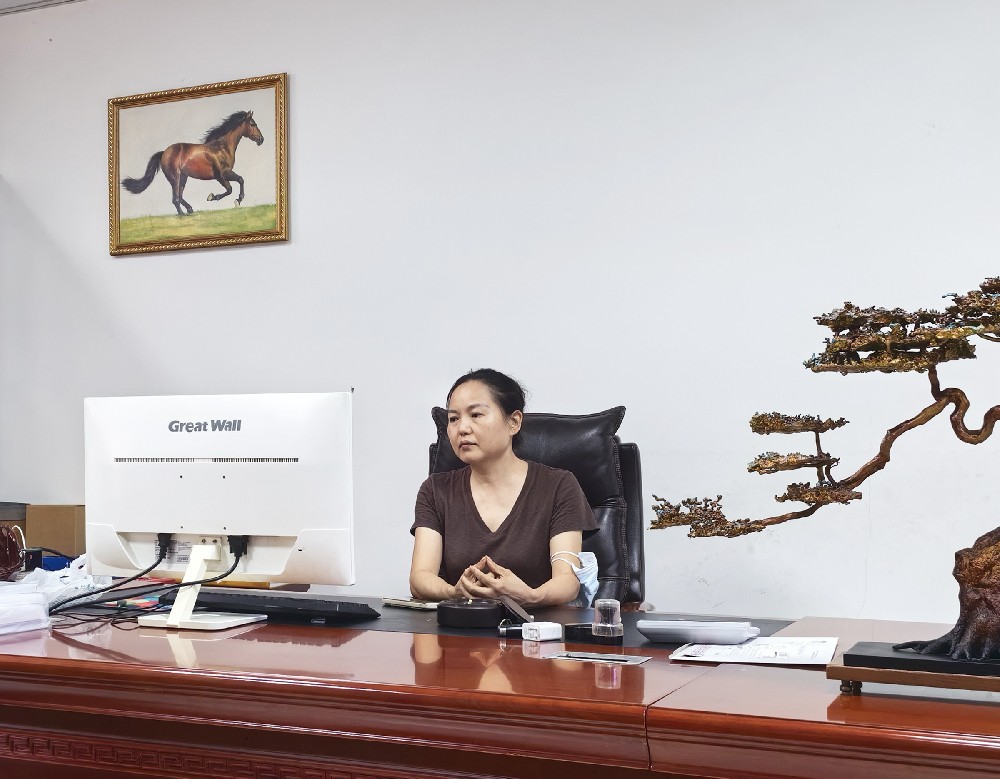 Huang Heping, оснивач компаније SCIVAS